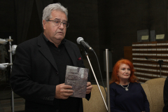 ДУМИ НА КРИКОР АЗАРЯН ВЪХНОВЯВАТ НОВАТА СТИХОСБИРКА НА ВАЛЕНТИНА РАДИНСКА
