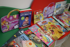 НАЦИОНАЛНАТА БИБЛИОТЕКА ПОДАРИ КНИГИ НА ДЕТСКА ГРАДИНА “ШАРЛ ПЕРО”